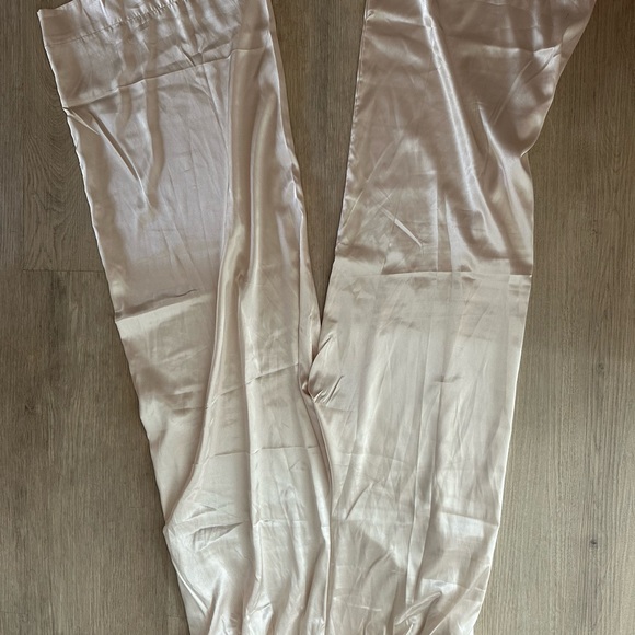 Daily Drills Silk Pants - Picture 2 of 5